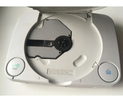 Ігрова приставка Sony Playstation One чіпована читає самописні болванки бувша у вжитку | ogoloshennya.com.ua - 2