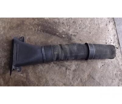 Повітрозабірник Chevrolet Evanda 96298039