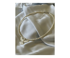 Коралі з голубкою, намисто біле, перли на шию, подарунок для жінки | ogoloshennya.com.ua - 1