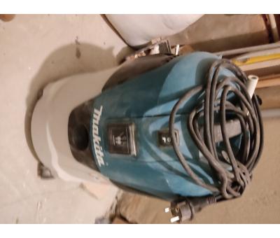 продаю пилесос будівельний Makita VC 2512L