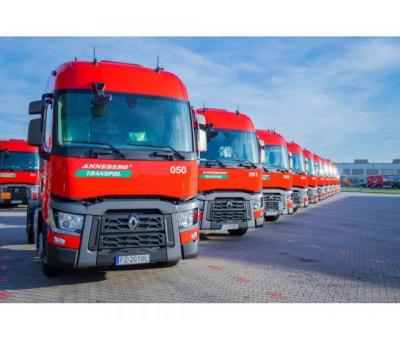 Водій C+E — Європа | до 3300 € | стабільна компанія, Польща