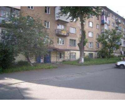 Продам власне нежитлове приміщення в Києві ( мікрорайон Вітряні Гори)