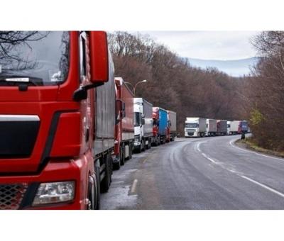 Терміново! Потрібен водій C+E | Робота без міжнародних рейсів